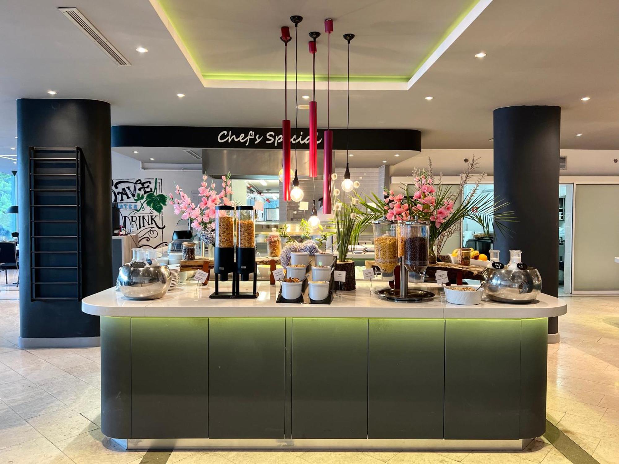 Hotel Кавтат Екстериор снимка